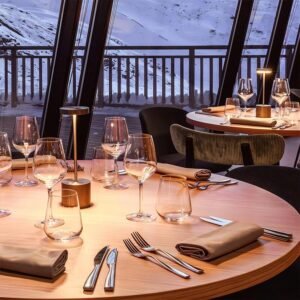 Lámpara de Mesa Táctil con Puertos USB